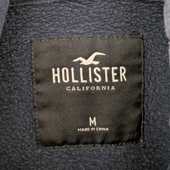 Hollister Women's Navy and Red Striped Hoodie - Picture 8 of 9